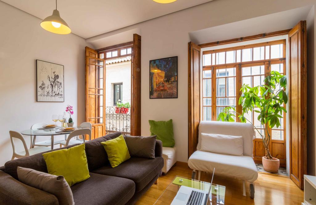 La Casa Del Conde De Gelves Apartments Севілья Номер фото