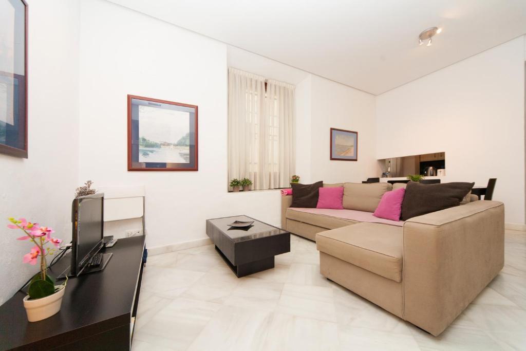 La Casa Del Conde De Gelves Apartments Севілья Номер фото